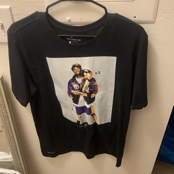 Kobe nike retro real tshirt 5x champ lakers Large - Picture 4 of 6
